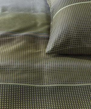 satina-gultas-vela-charlottesville-green-kardol