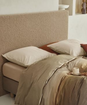 satina-gultas-vela-jenn-natural-ar-rakstu