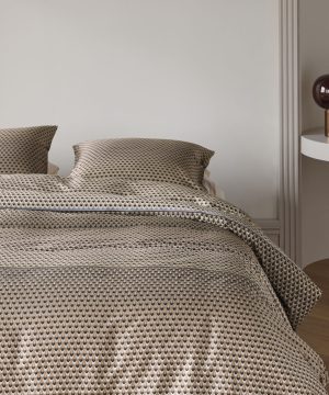 satina-gultas-vela-lofty-natural-bruni-bess